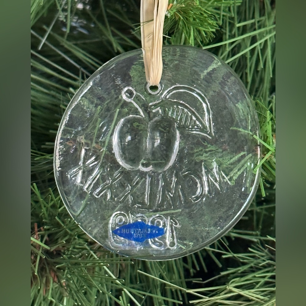 Vintage Nuutajarvi Glass Christmas Ornament Annual 1979 with Original Box